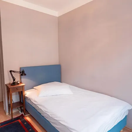 Bellevue Guest house *